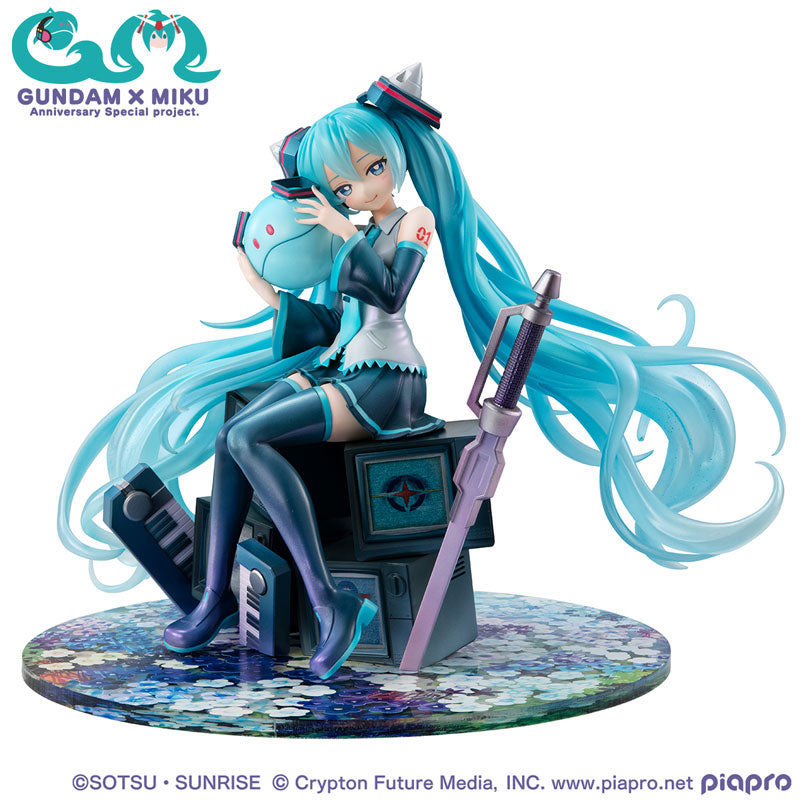 Kidou Senshi Gundam 00 - Piapro Characters - Haro - Hatsune Miku - Gundam x Miku Anniversary Special Project - Lucrea - 1/7 (MegaHouse)