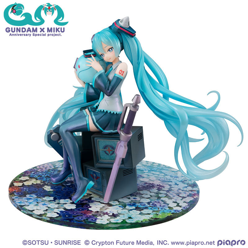Kidou Senshi Gundam 00 - Piapro Characters - Haro - Hatsune Miku - Gundam x Miku Anniversary Special Project - Lucrea - 1/7 (MegaHouse) - Image 4
